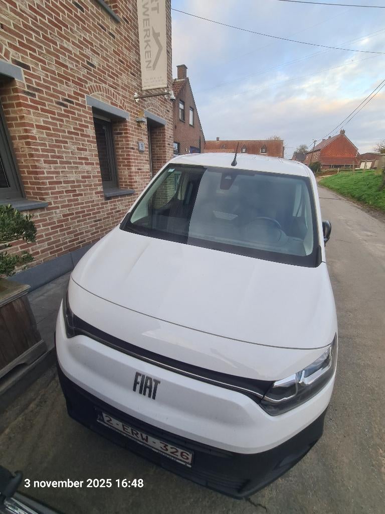Bestelwagen, Voorwielaandrijving, Stof, 4 cilinders, Wit