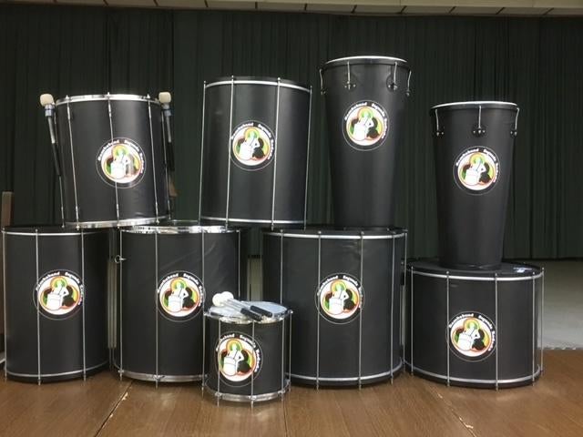 Instruments de samba Surdo's de différentes tailles, Enlèvement ou Envoi, Utilisé, Tambour