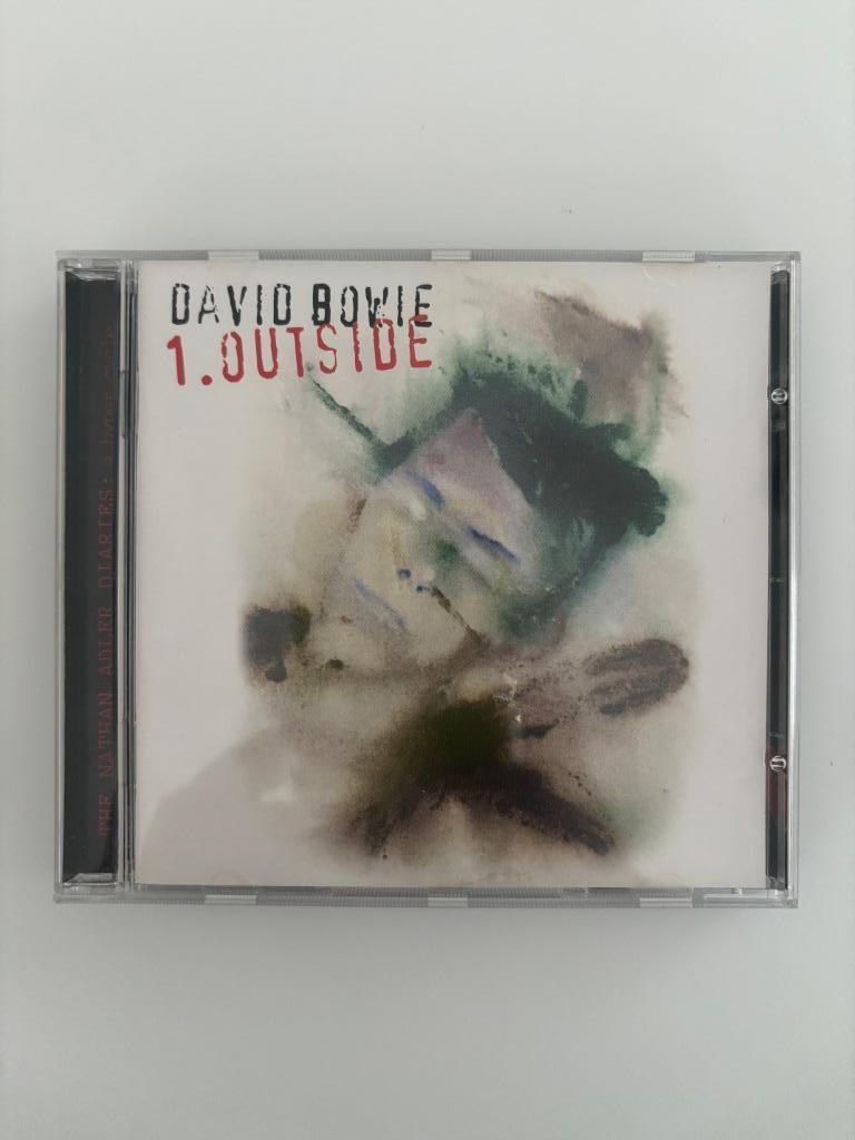 David Bowie 1. Outside The Nathan Adler Diaries: A Hyper Cyc, Cd's en Dvd's, Cd's | Rock, Zo goed als nieuw, Poprock, Ophalen of Verzenden
