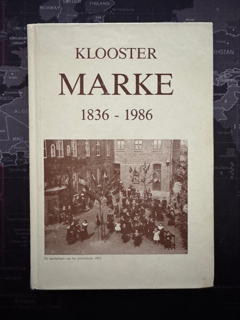 Klooster Marke 1836-1986, Ophalen of Verzenden, Gelezen