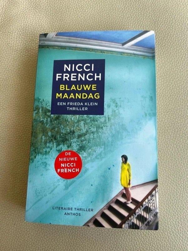 Blauwe maandag - Nicci French (Frieda Klein), Boeken, Ophalen of Verzenden, Zo goed als nieuw, Nicci French