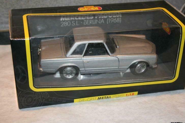 Mercedes-Benz 280 SL Berlina 1/18 Techno Giodi, Hobby en Vrije tijd, Modelbouw | Auto's en Voertuigen, Ophalen of Verzenden, Nieuw