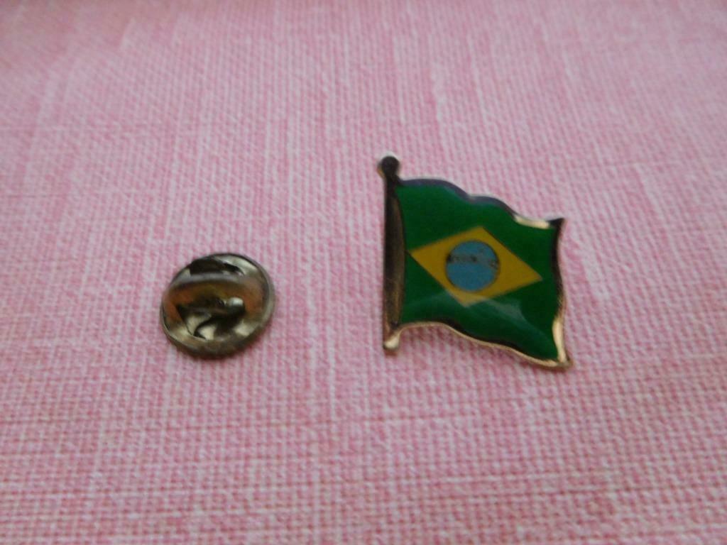Pin's drapeau brésilien, Enlèvement ou Envoi, Utilisé, Autres sujets/thèmes, Insigne ou Pin's