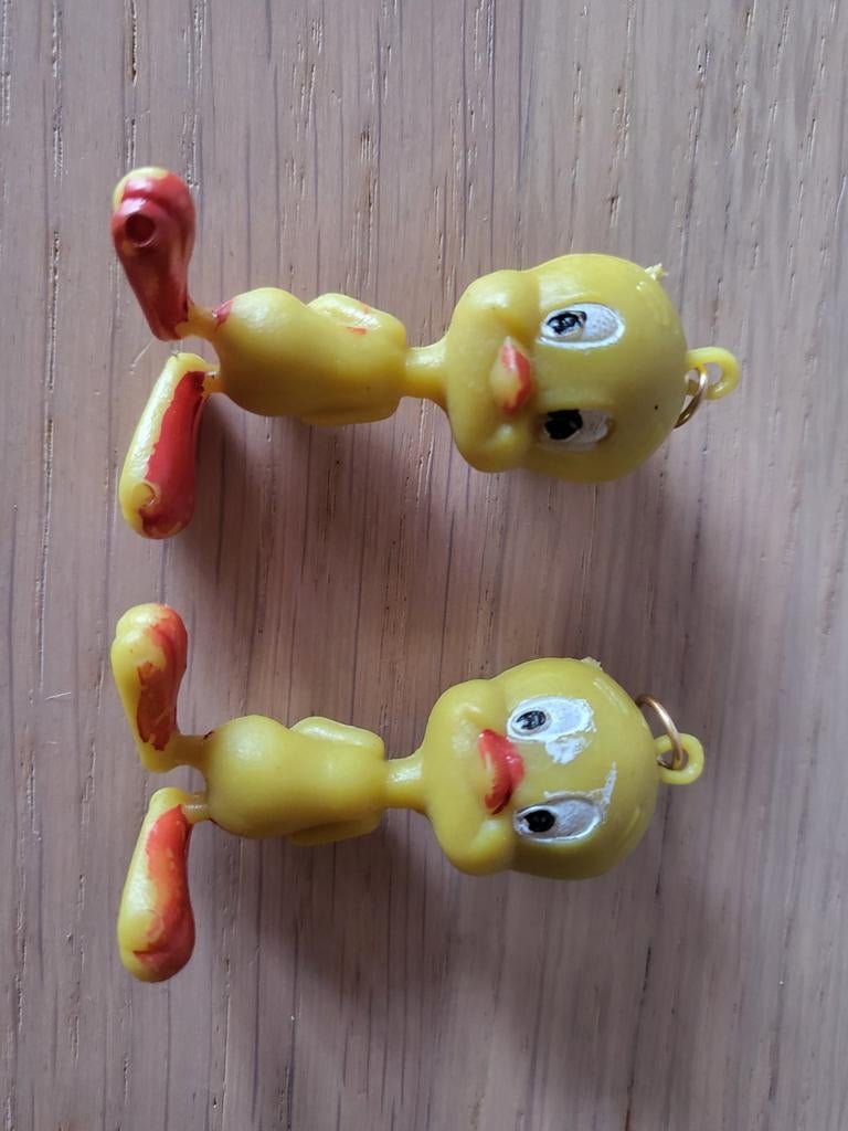 2 vintage Tweety hangertjes, beeldjes, Enlèvement ou Envoi, Comme neuf