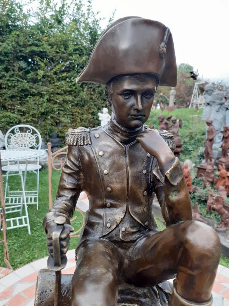 NAPOLEON ZITTEND EN BEDACHTZAAM IN BRONS GESIGNEERD, Ophalen of Verzenden, Brons