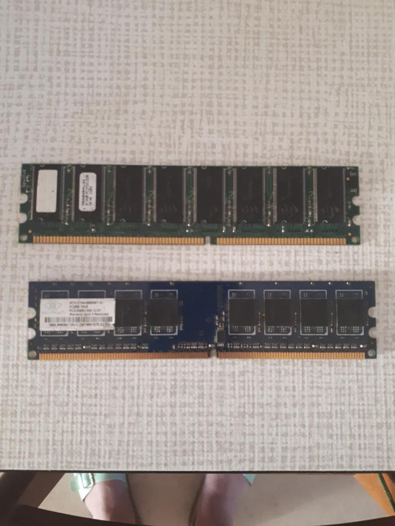 2 x 512mb Ram geheugen, Computers en Software, RAM geheugen, Ophalen of Verzenden, DDR, Desktop, Gebruikt