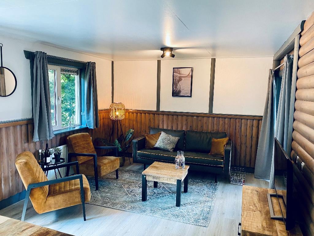 Chalet à louer à Erm/Drenthe pour 6 personnes avec jacuzzi, Propriétaire, Parc de loisirs, 3 chambres à coucher, Lac ou rivière