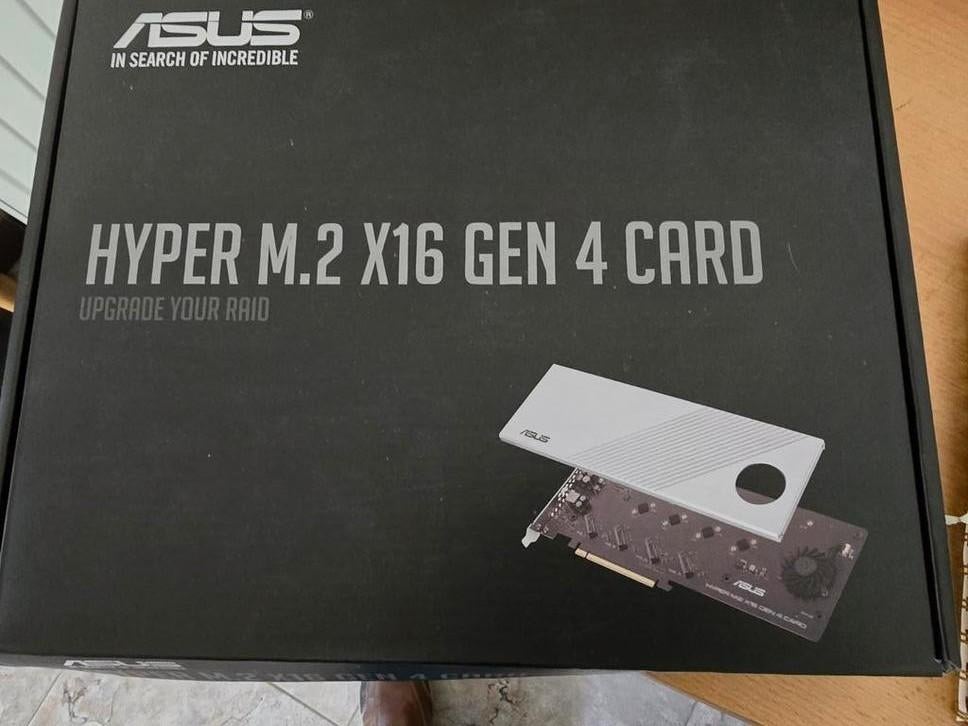 Asus Hyper m.2 x16 gen 4 card, Computers en Software, Capture cards, Ophalen of Verzenden, Zo goed als nieuw
