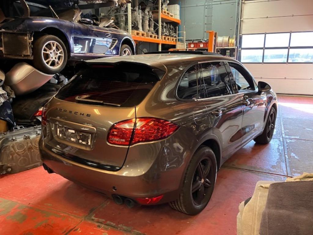 Te koop Alle onderdelen van deze Cayenne 3.0 D. 92A BJ:2012., Ophalen of Verzenden, Gebruikt, Porsche