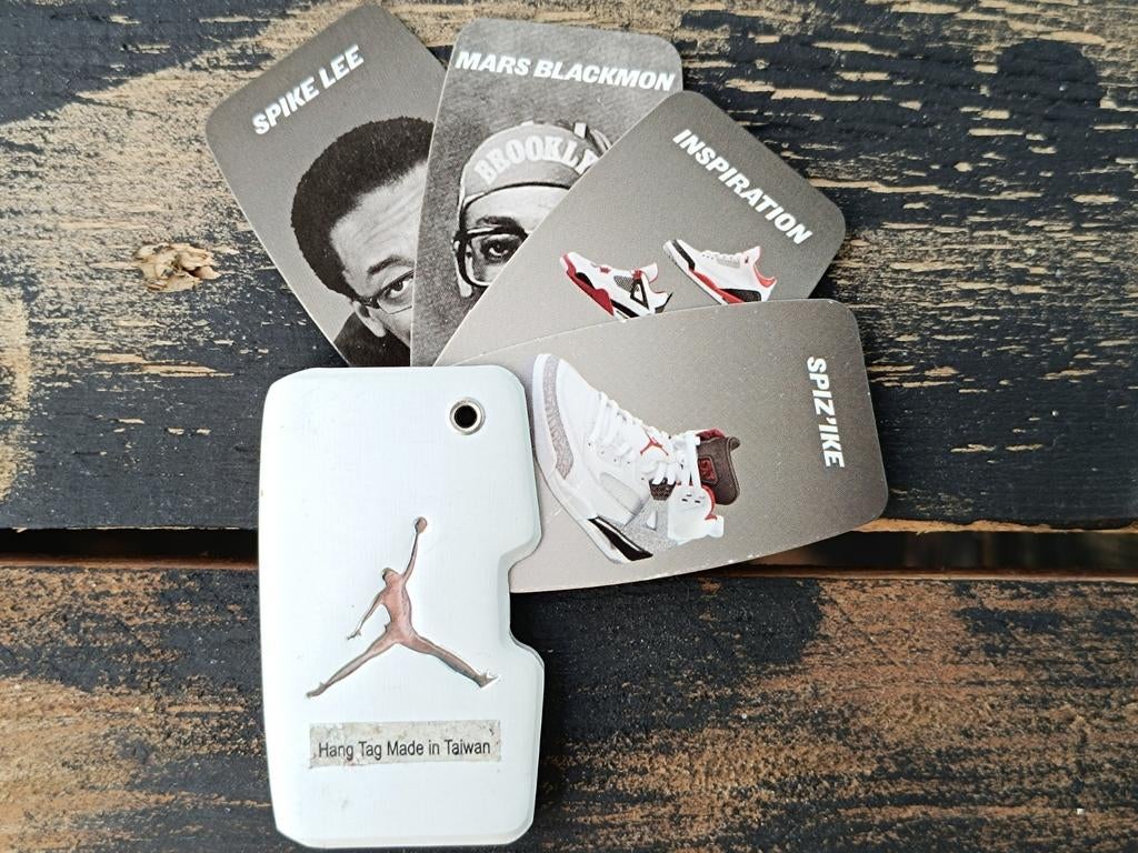 Michael Jordan vintage sneakers goodie, Enlèvement ou Envoi, Comme neuf