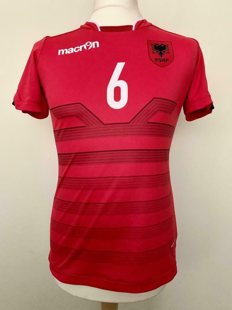 Maillot football Albania 2016-2017 home Egzon, Sports & Fitness, Football, Utilisé, Maillot, Taille M