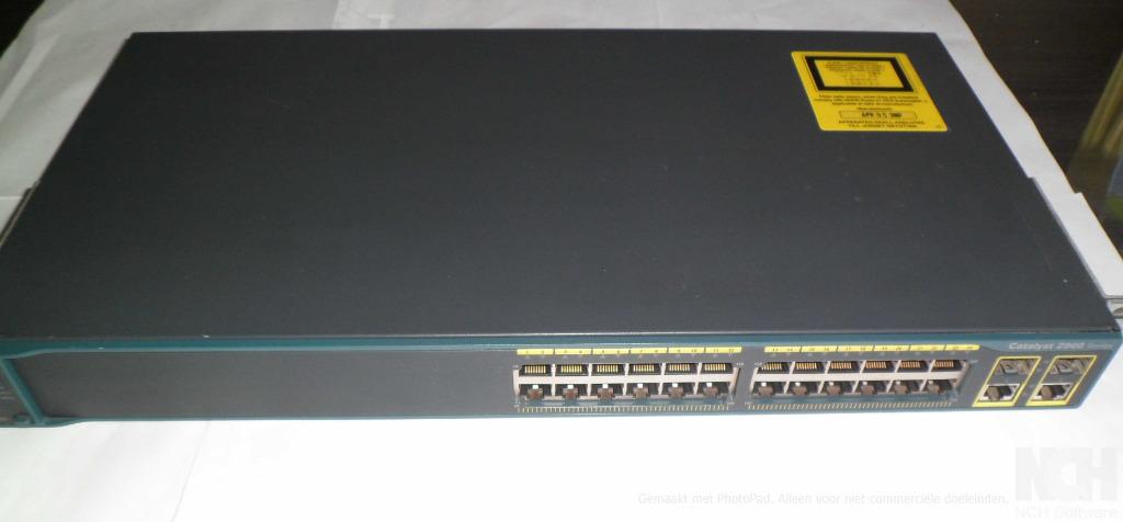 CATALYST 2960-24TC-L, CISCO 24x 10/100+2T/SFP LAN poorten, Ophalen of Verzenden, Zo goed als nieuw