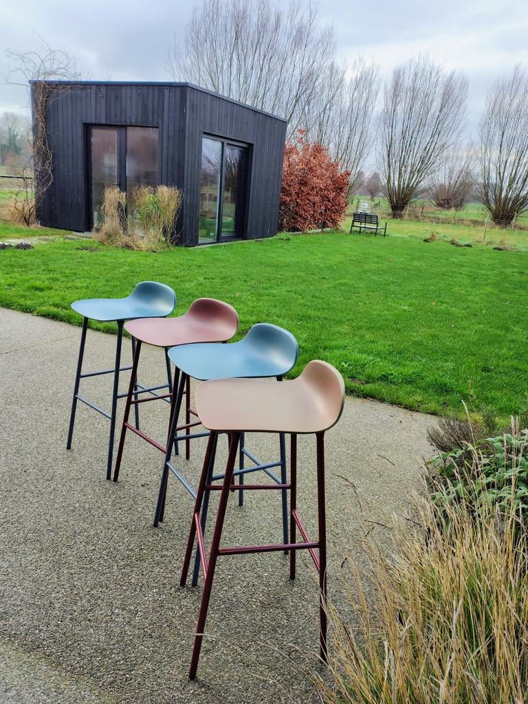 Barkrukken Normann Copenhagen, Huis en Inrichting, Stoelen, Gebruikt, Vier, Kunststof, Blauw, Ophalen