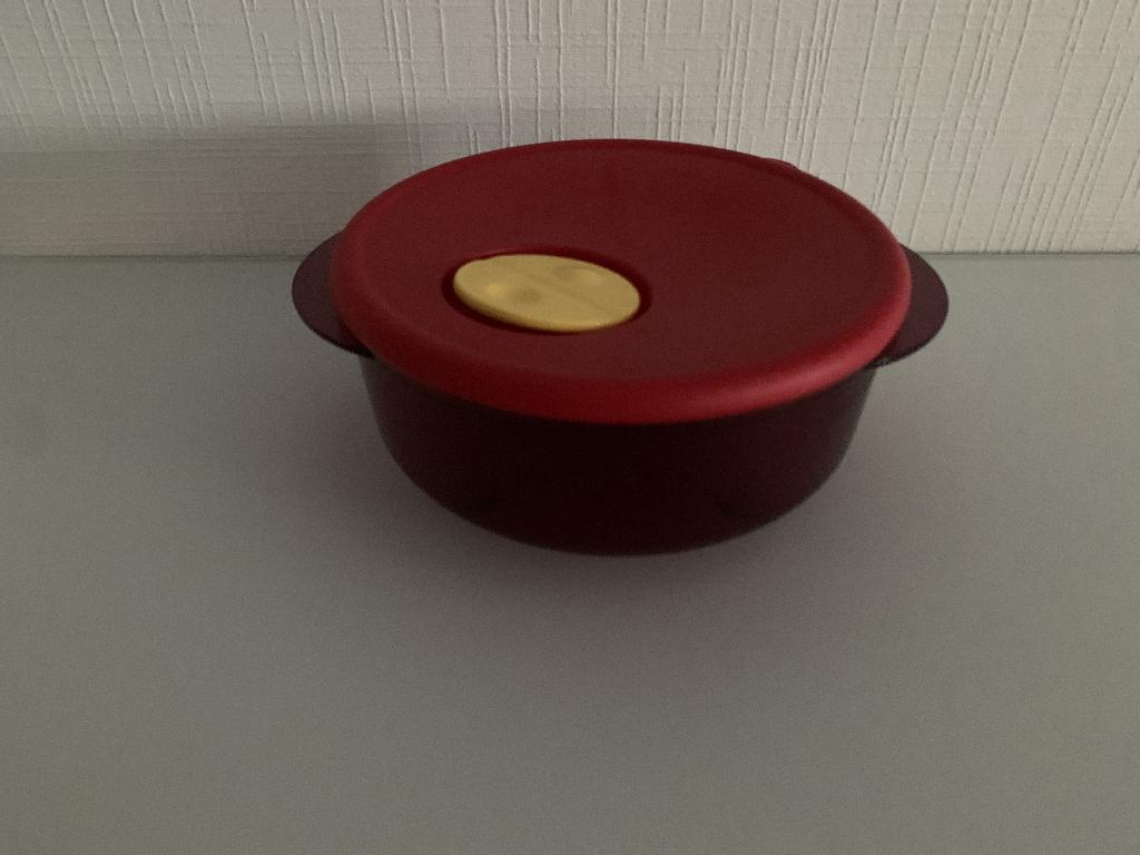 Tupperware CrystalPlus 600ml, Ophalen of Verzenden, Gebruikt