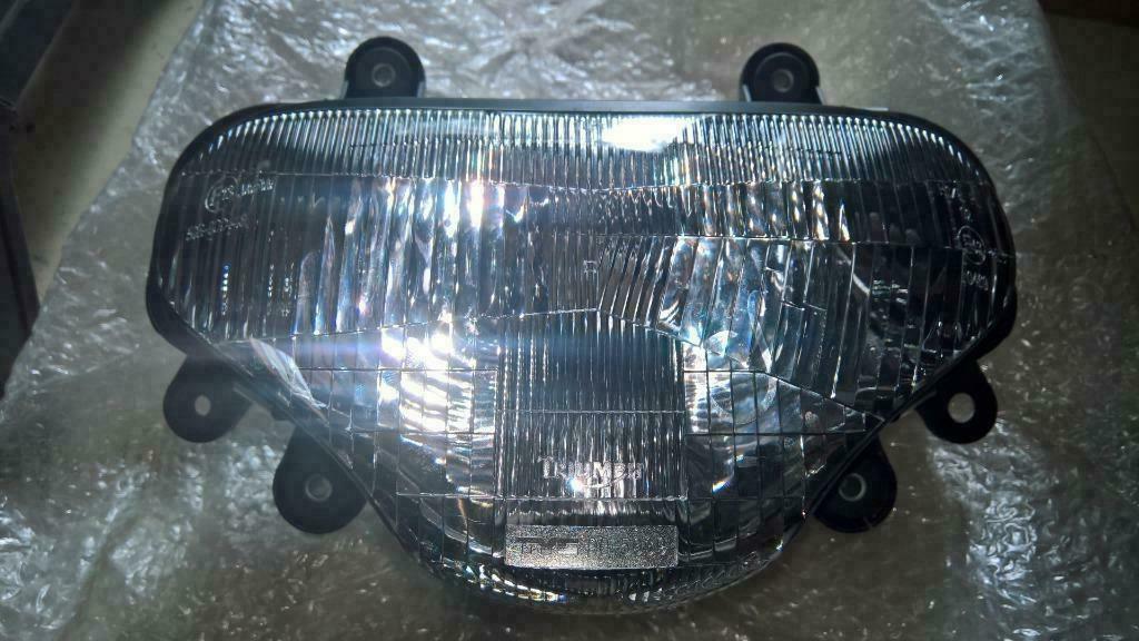 Triumph TT 600 - koplamp - 2701050, Motoren, Ophalen of Verzenden, Gebruikt