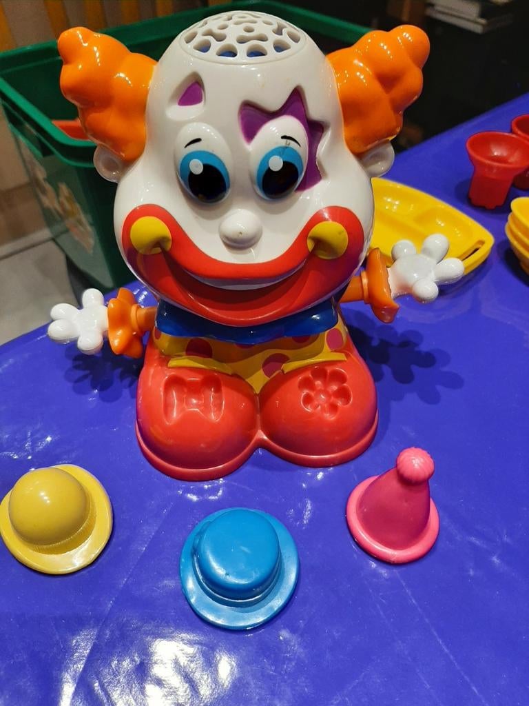Play doh boetseerkleiclown, Ophalen of Verzenden, Zo goed als nieuw