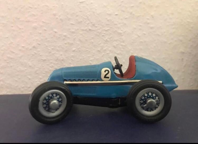 Schuco 1050 Mercedes Silberpfeil 1936 voiture classique, Envoi