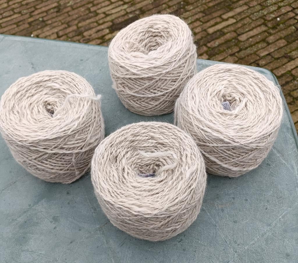 100% ALPACA getwijnd 2-draad wol garen Geen toevoeging 778gr, Ophalen of Verzenden, Nieuw, Breien of Haken, Wol of Garen