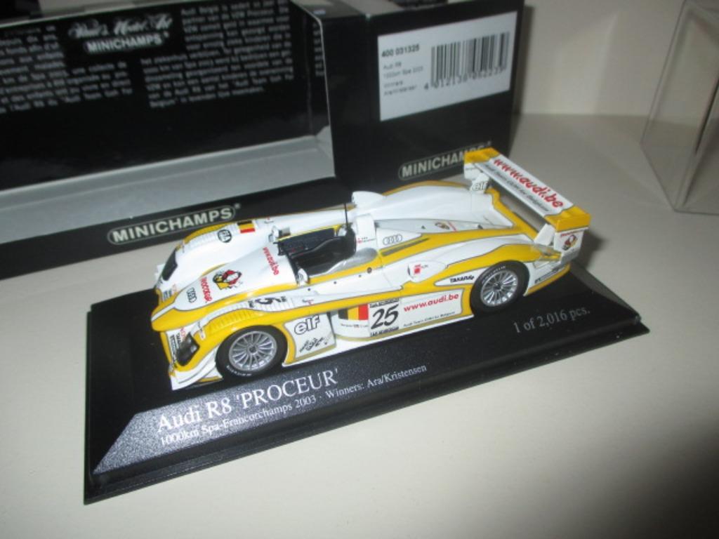 Minichamps/Audi R8 (Ara/Kristensen)/1:43 /Neuf dans sa boîte, Enlèvement ou Envoi, Neuf, Voiture, MiniChamps