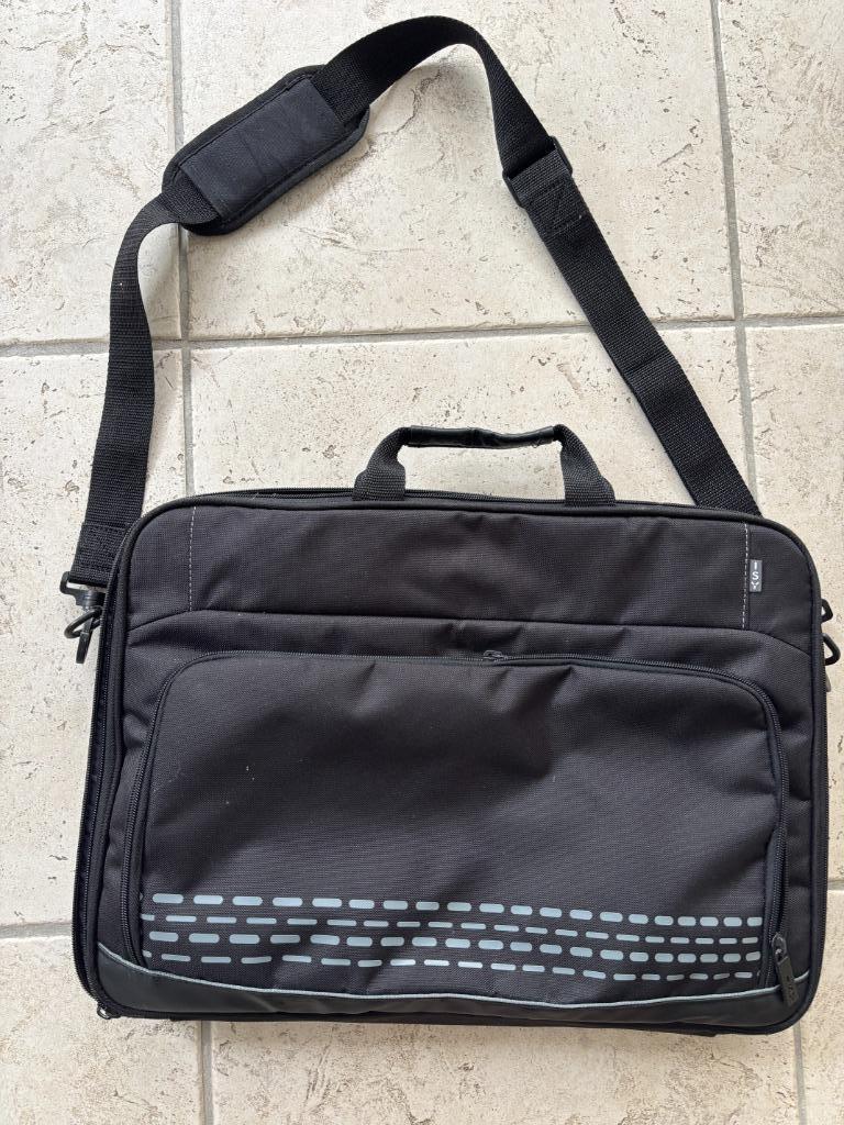 Laptoptas, Ophalen of Verzenden, 17 inch of meer, Zo goed als nieuw, Schoudertas