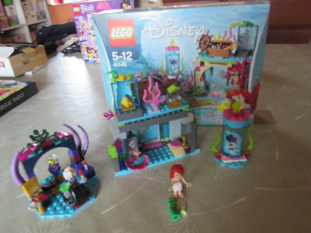Lego disney + 2 dozen lego & friends, Kinderen en Baby's, Speelgoed | Duplo en Lego, Ophalen, Zo goed als nieuw, Lego