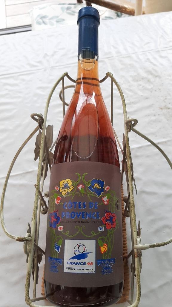 Collector-Coupe du Monde '98-Bouteille Vin Provence intacte, Collections, Enlèvement ou Envoi, Comme neuf