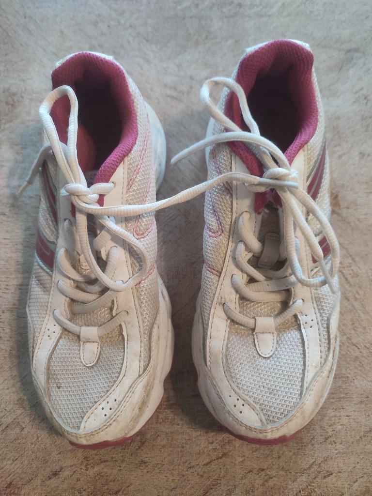 Witte sportschoenen Kalenji maat 34 meisjes, Enlèvement ou Envoi, Kalenji, Utilisé, Chaussures de sport