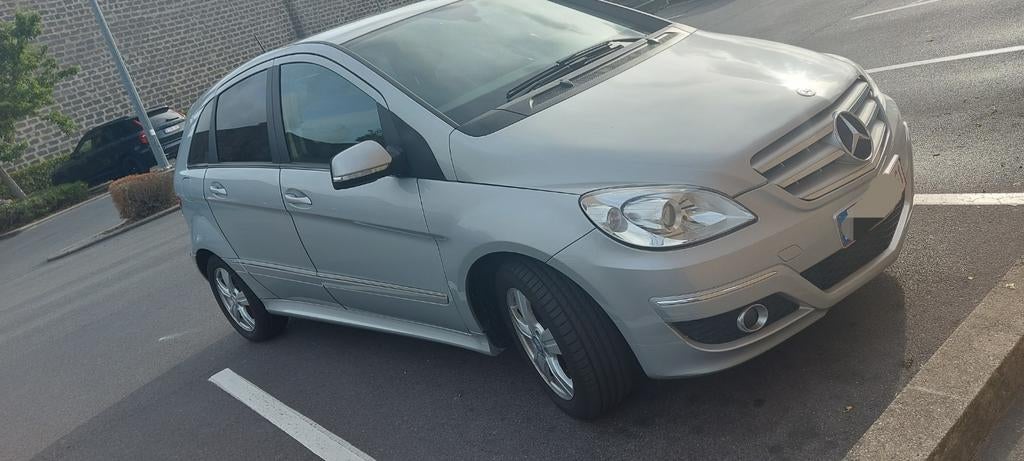 Mercedes Benz B180/2011/Automaat/50000 km !!, Autos, Carnet d'entretien, Noir, Automatique, Tissu