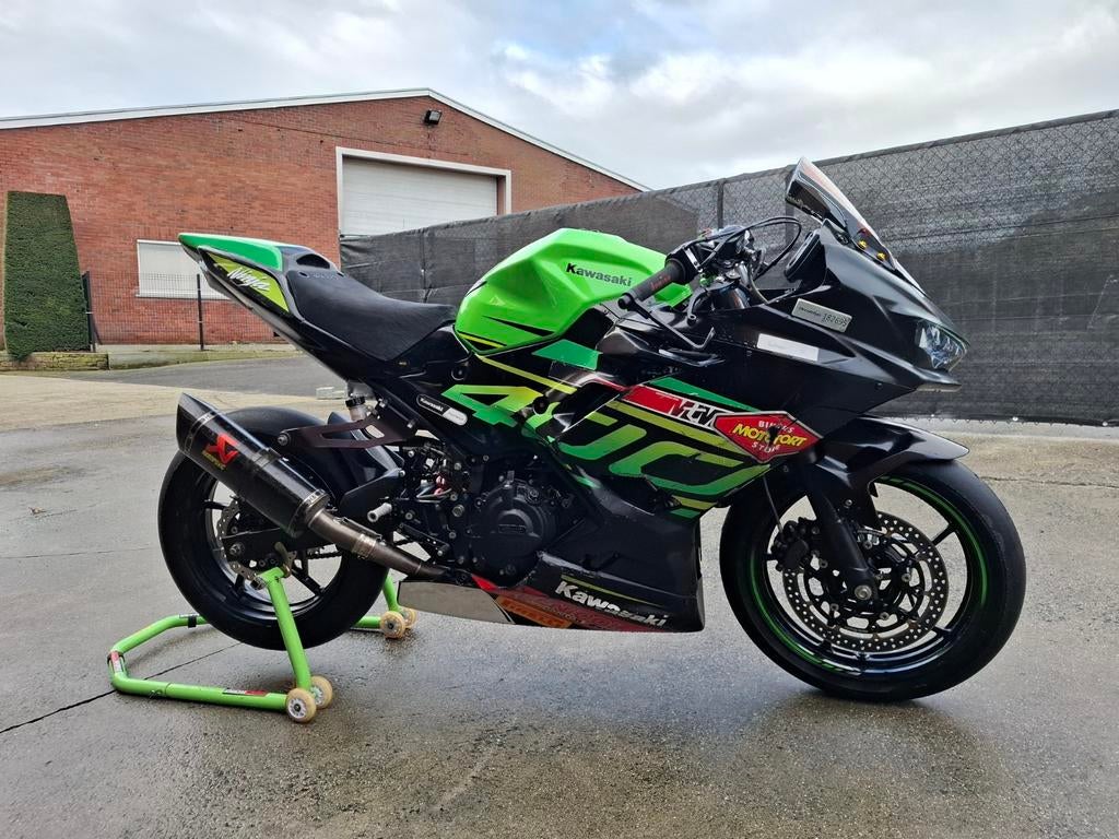 Kawa ninja 400 circuitmoto, Motoren, Motoren | Kawasaki, Bedrijf, Super Sport, 2 cilinders, ABS, Quickshifter, Sportuitlaat, Traction Control