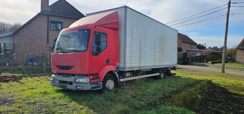 Camion Renault. Midlum, Autos, Camions, Particulier, Renault, Enlèvement