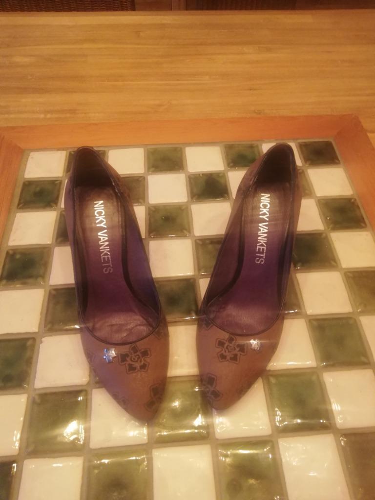 CHAUSSURES ET ESCARPINS POUR FEMMES NICKY VANKETS TAILLE 38, ANDERE, Enlèvement ou Envoi, Escarpins, Comme neuf