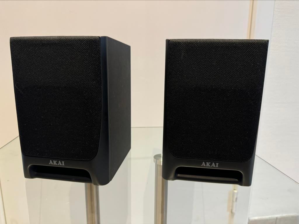 Luidsprekers 40 watt akai, boekenrek speakers, Enlèvement ou Envoi, Comme neuf