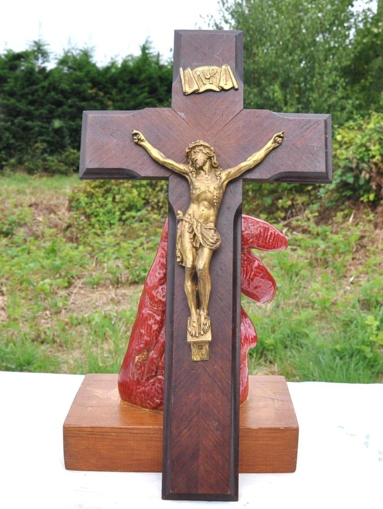 crucifix en bois foncé et laiton, Ophalen of Verzenden