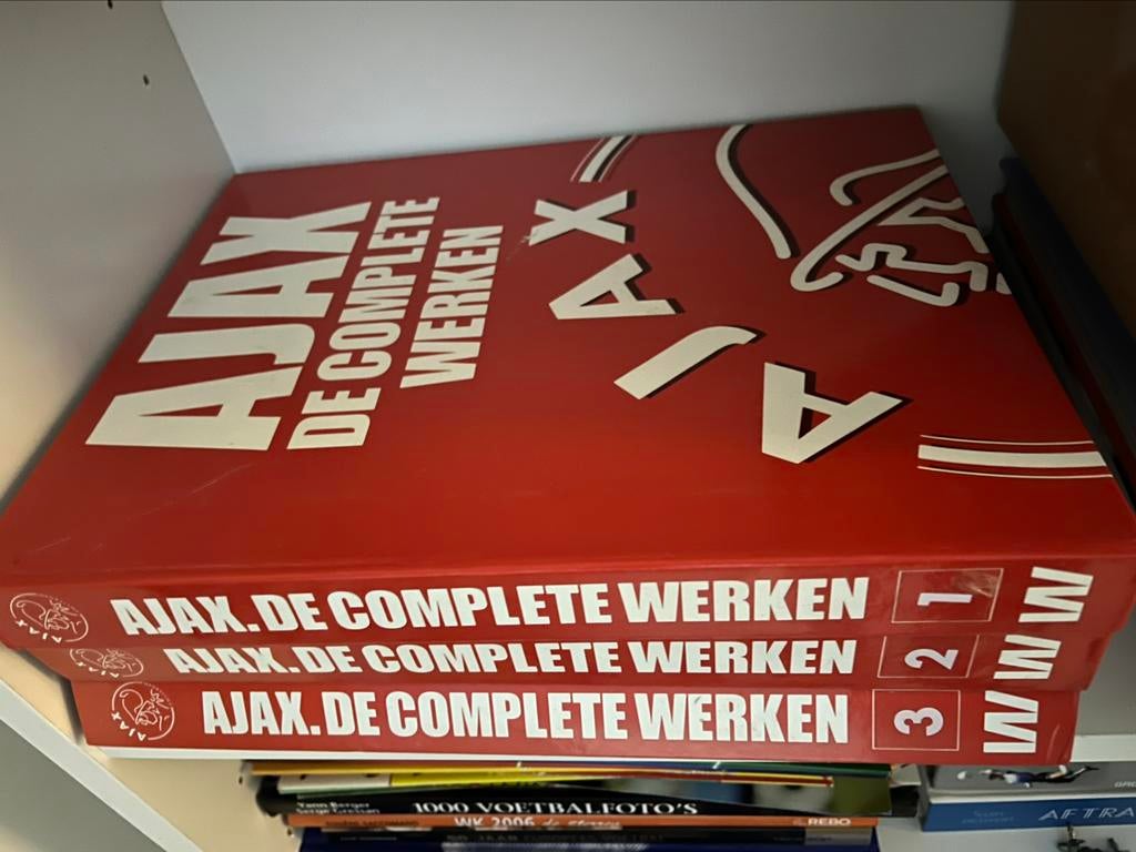 Ajax, Ophalen, Zo goed als nieuw