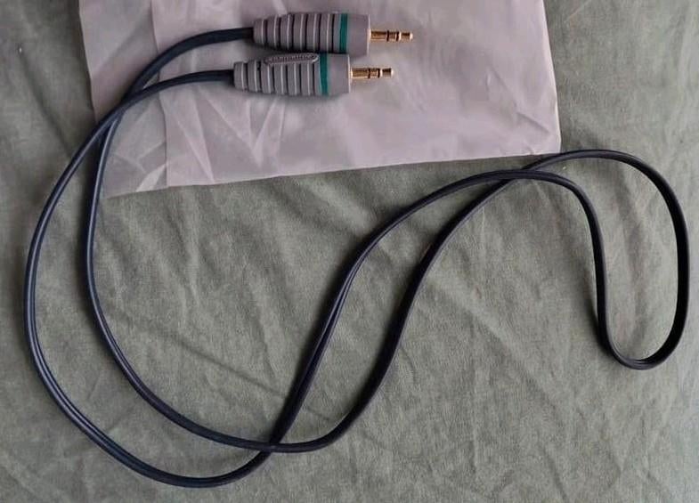 Câble audio type mini jack 3,5 mm (TRS) Bandridge  bon état., Enlèvement ou Envoi, Utilisé