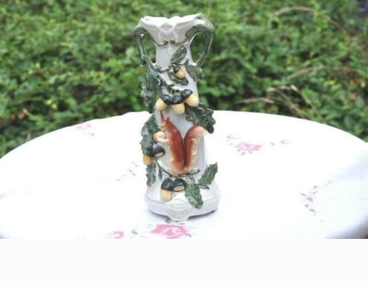 § vase barbotine aux glands et écureuil, Ophalen of Verzenden