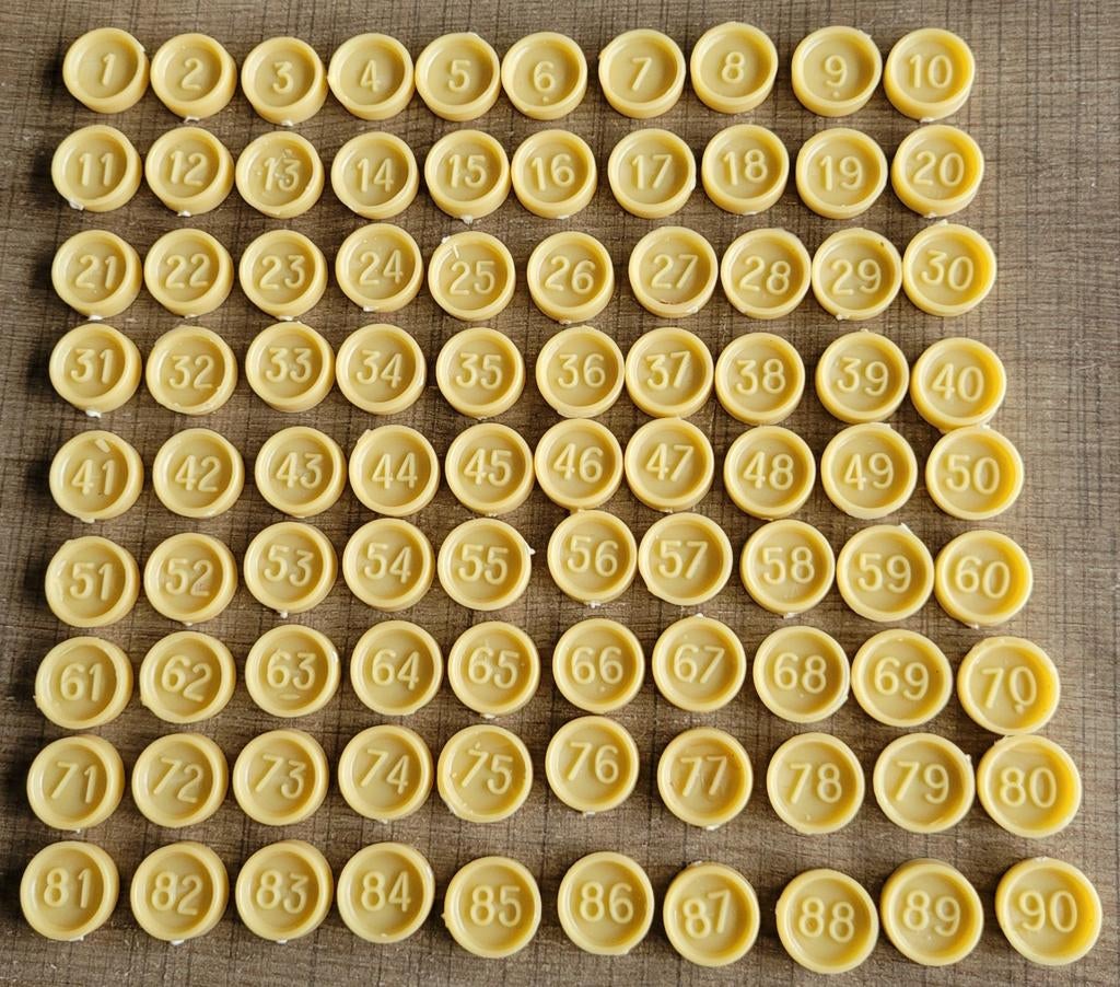 Lottospel onderdelen: 90 spelcijfers, Hobby en Vrije tijd, Ophalen of Verzenden, Gebruikt