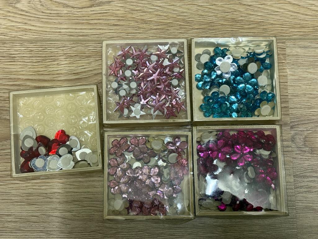 Zelfklevende stickerfiguren, Ophalen of Verzenden, Gebruikt, Knutselen