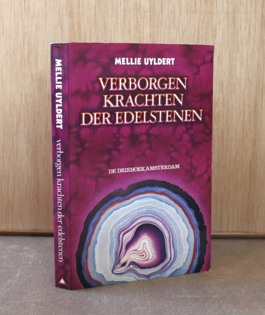 De verborgen kracht der edelstenen., Boeken, Gelezen, Astrologie, Ophalen of Verzenden, Mellie Uyldert