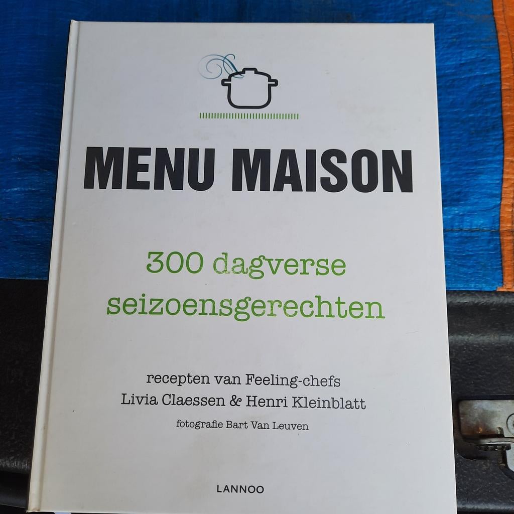 Kookboek , dik ! 300 menu's . Kostte nieuw 44 euro ., Enlèvement ou Envoi, Comme neuf