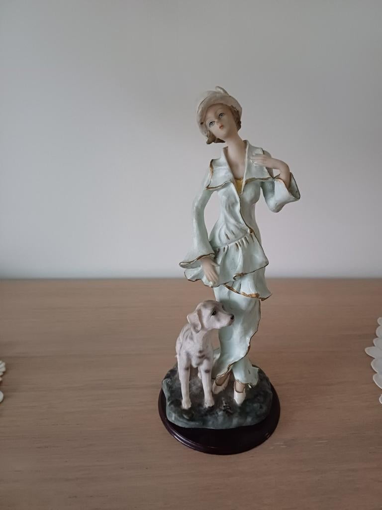 Statue, Comme neuf