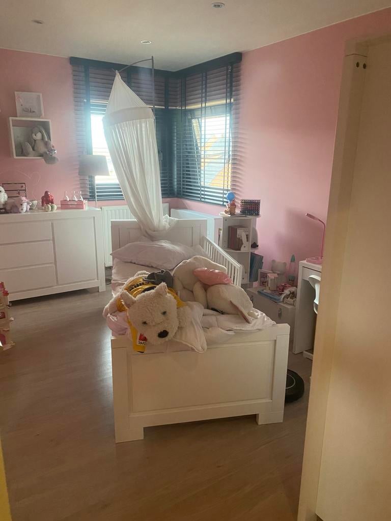 Kleerkast, babybed en 1 persoonsbed met matras & lattenbodem, 85 tot 100 cm, Zo goed als nieuw, 180 cm of meer, Ophalen