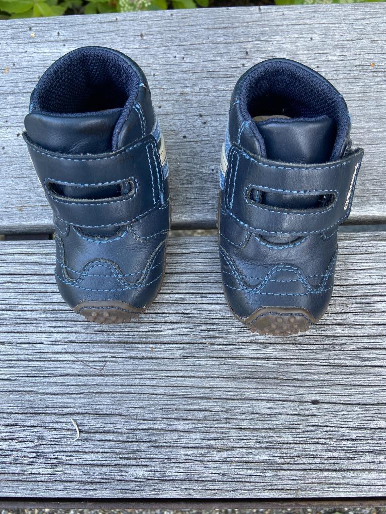 Schoentjes Geox maat 19, Kinderen en Baby's, Babykleding | Schoentjes en Sokjes, Schoentjes, Jongetje of Meisje, Ophalen of Verzenden