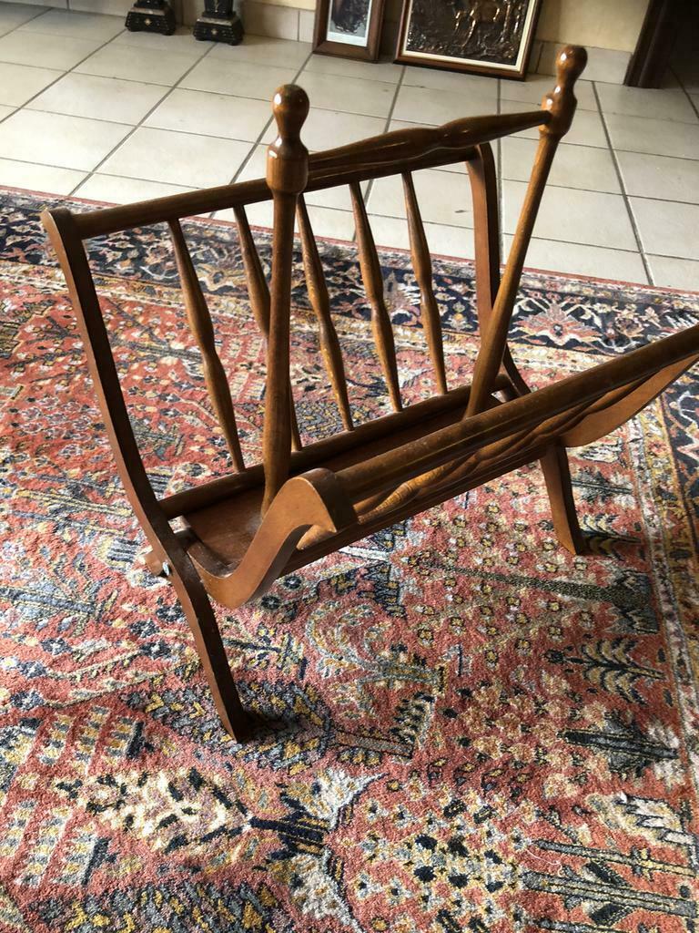 Mooie houten inklapbare krantenrek, Enlèvement ou Envoi, Comme neuf