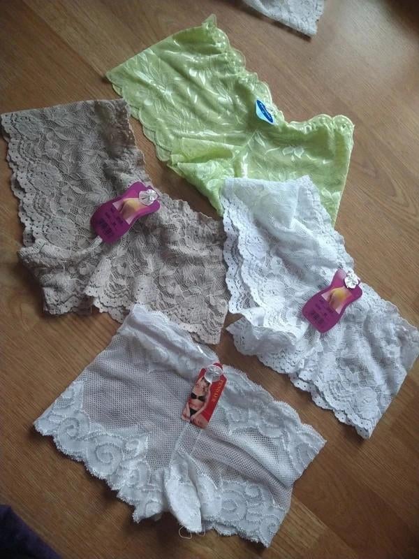 4 nieuwe hotpants, Envoi, Slip