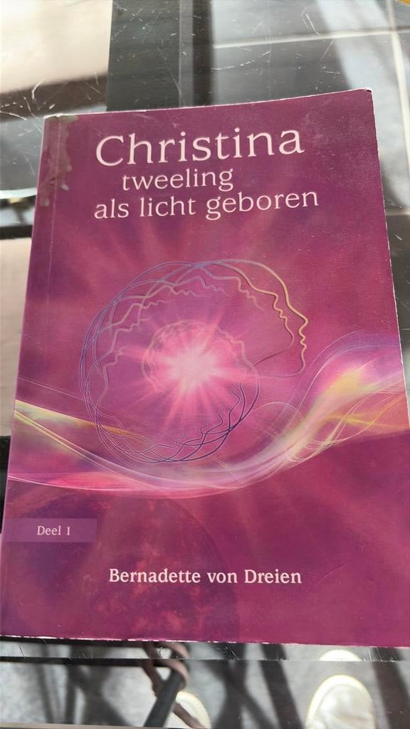 Bernadette von Dreien - Tweeling als licht geboren, Boeken, Ophalen, Bernadette von Dreien