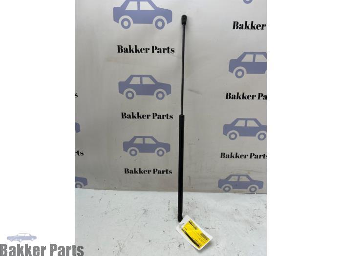 Amortisseur capot moteur gauche d'un Volkswagen Golf, Autos : Pièces & Accessoires, -, Volkswagen, -, 3 mois de garantie