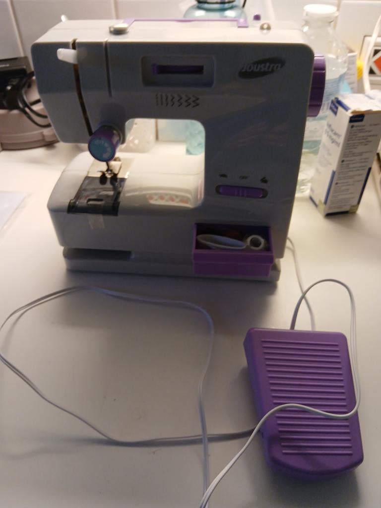 Naaimachine voor kinderen, Hobby en Vrije tijd, Ophalen of Verzenden, Naaimachine
