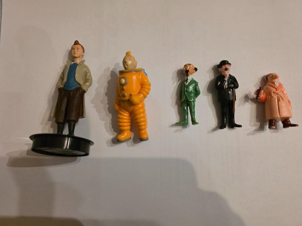 poppetjes kuifje, Verzamelen, Ophalen, Zo goed als nieuw