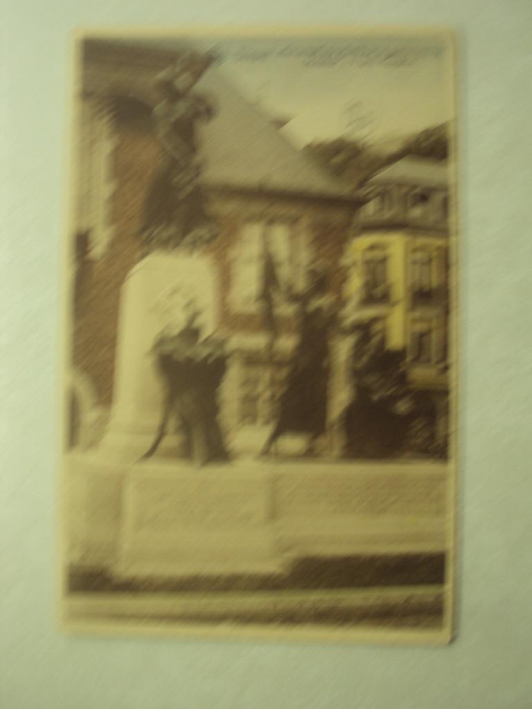 53229 - DINANT - MONUMENT AUX MORTS DE LA GUERRE 1914-18, Envoi